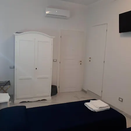 Royal Rooms