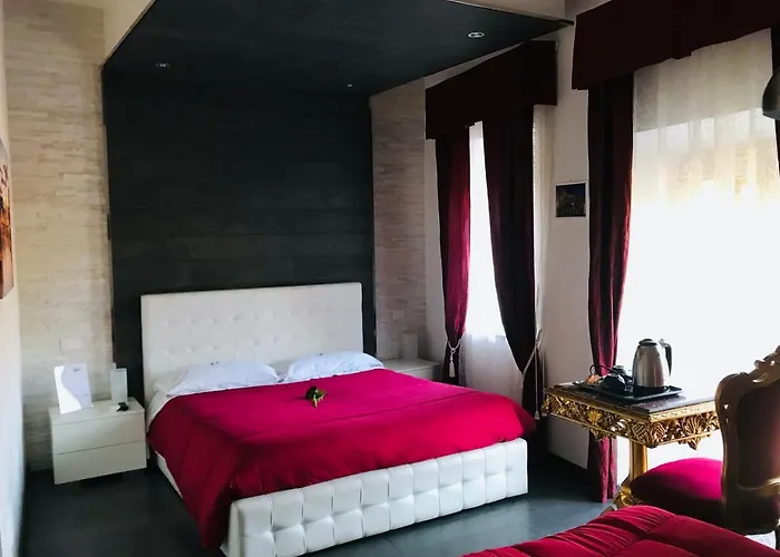 Royal Konukevi 3*